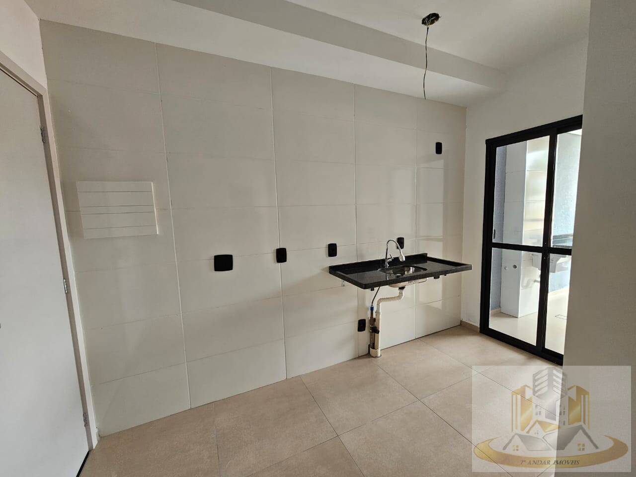 Apartamento à venda com 2 quartos, 44m² - Foto 8