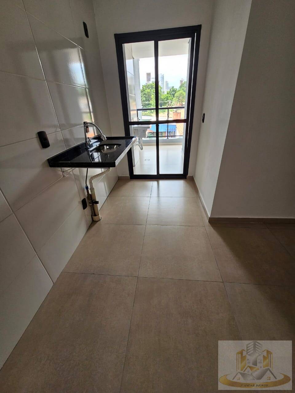 Apartamento à venda com 2 quartos, 44m² - Foto 9