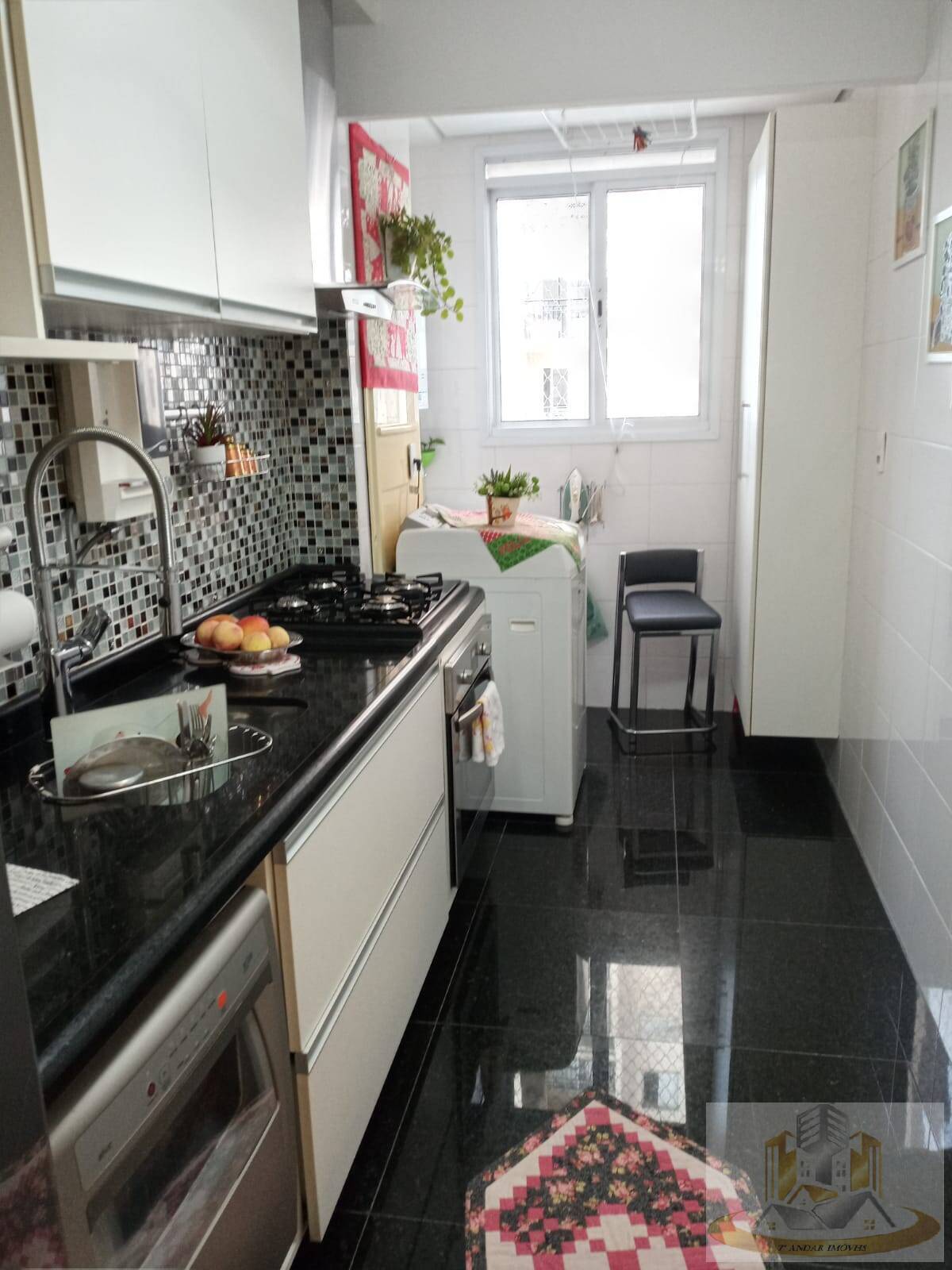 Apartamento à venda com 2 quartos, 55m² - Foto 1